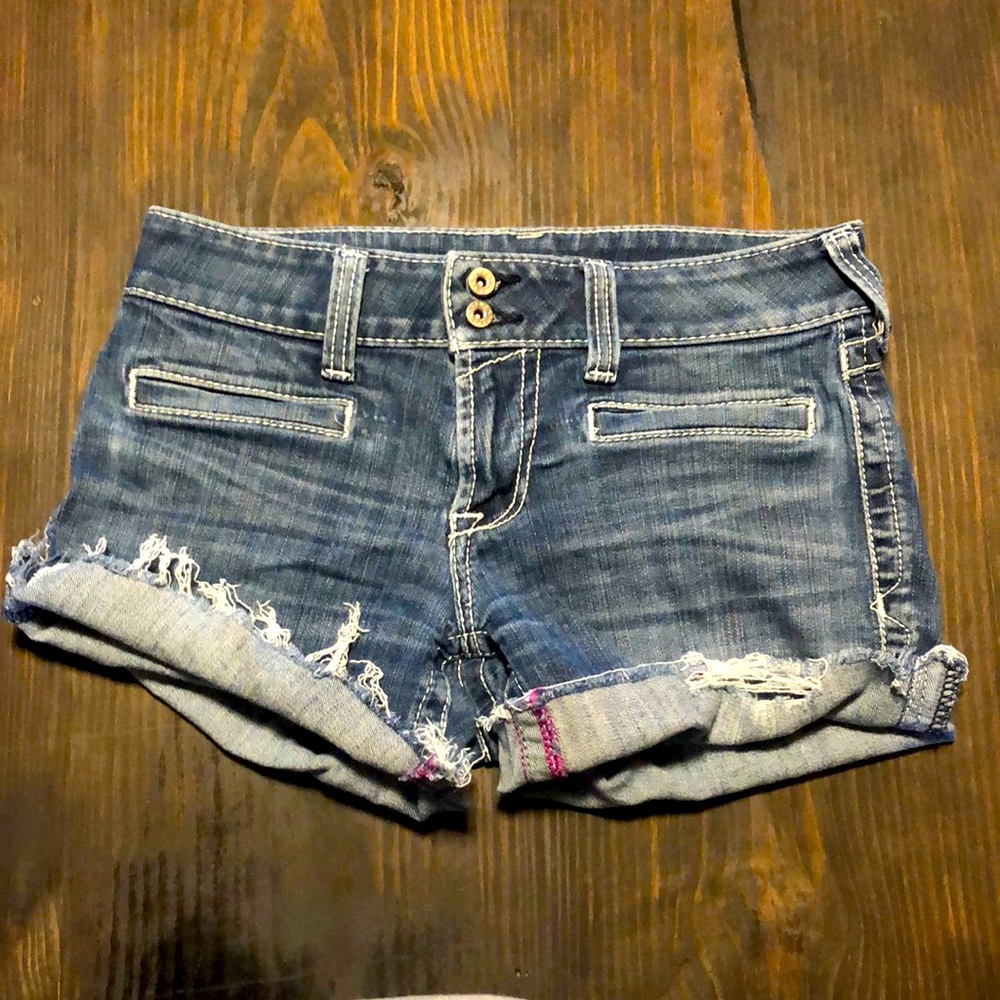 Ariat denim cut-off jean shorts size 28